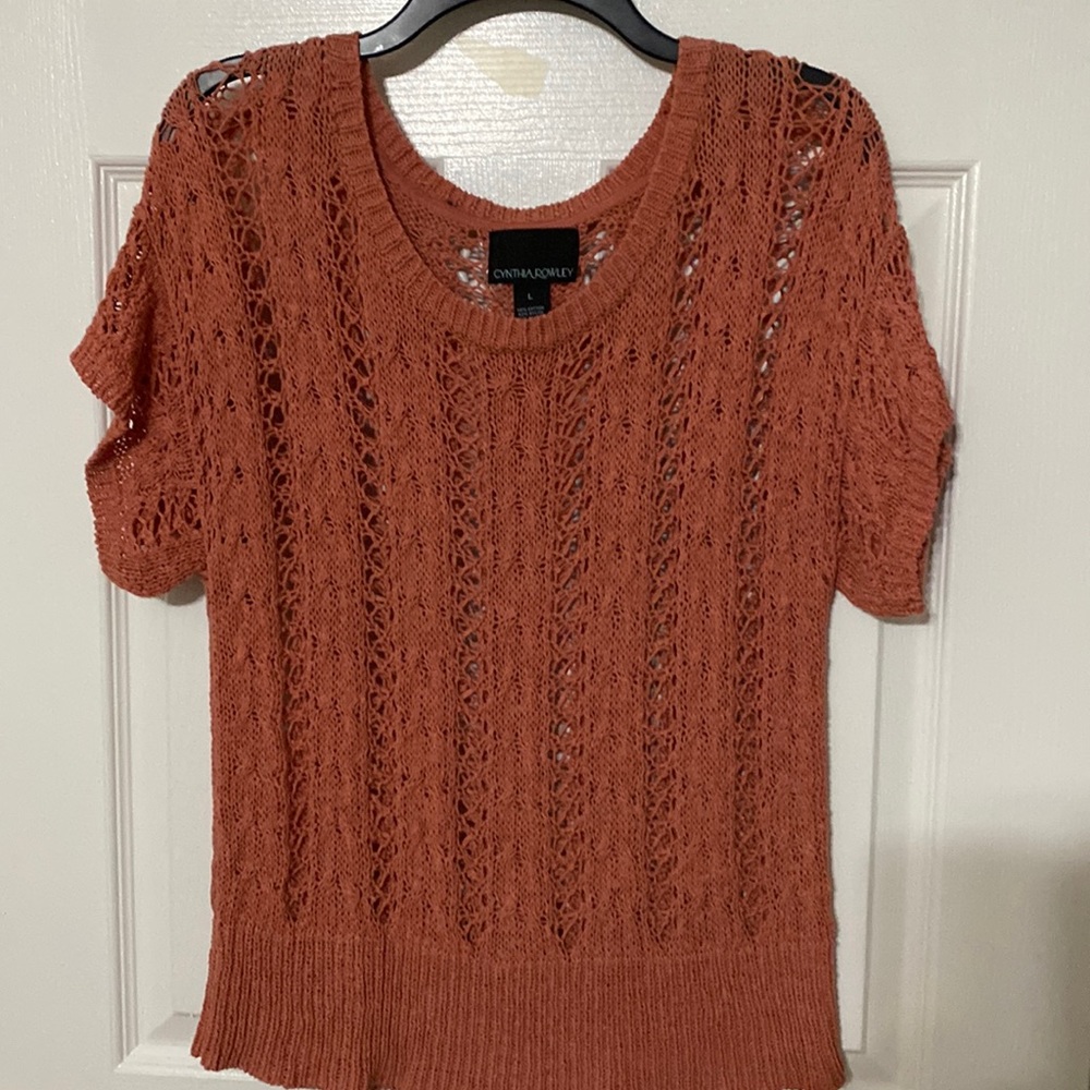 Open weave short sleeve sweater
